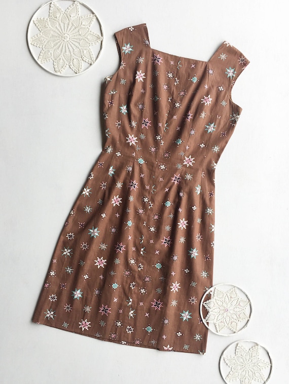 60’s Brown Sleeveless Shift Dress