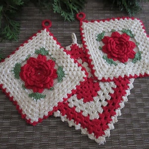 Vintage Set of 3 Crocheted Red & White Raised Rose Flower Square Hanging Pot Holders