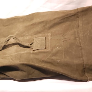 Vintage US Army Olive Green Canvas Duffle Bag Vietnam War 1970s Good Condition