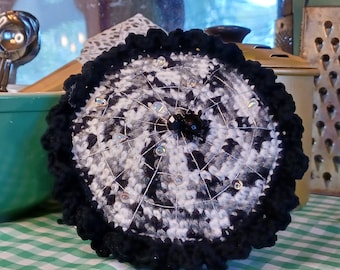 Crochet Beaded Spiderweb Pie