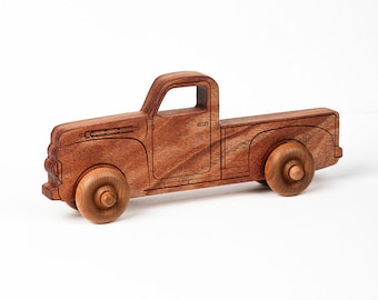 Montessori Wooden Pickup Truck Toy – Eco-Friendly Beech Wood, Toddler 1–3 | Made in the USA