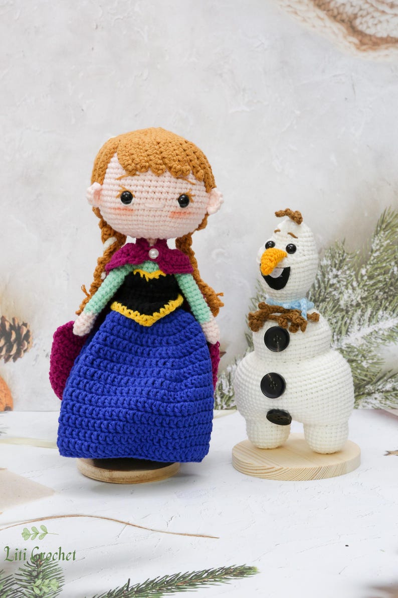 Muñeca de ganchillo de la princesa Anna: Amigurumi hecho a mano, regalo para fans de Frozen imagen 8