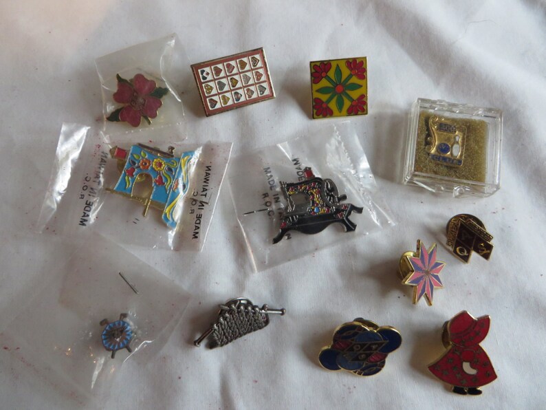 Lots of Vintage Pins Quilters, Olympic Pins and Others, vintage, pins, quilters, quilt image 3