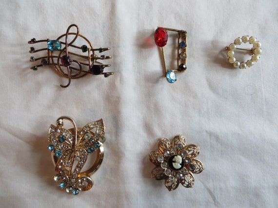 Variety of Vintage Pins Music Notes Pin Vintage Pin Music - Etsy