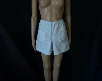 パティ・ウッダード 1970年代 ヴィンテージ ホワイト ワッフル ワイドレッグ テニスショーツ ショートパンツ - S / M