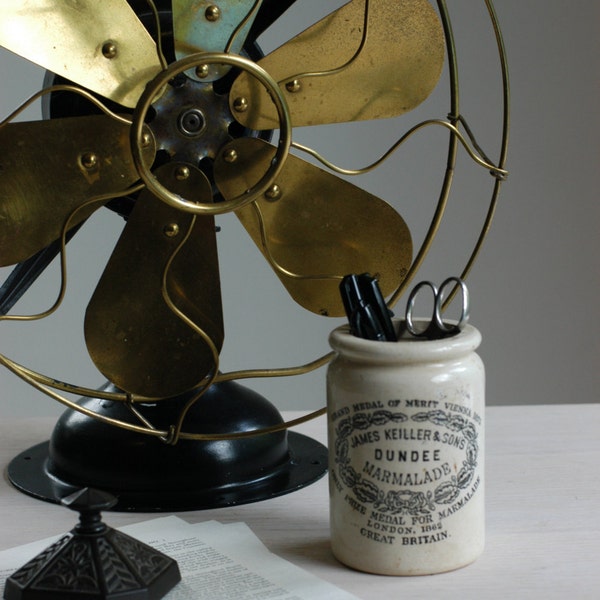 Dundee Marmalade Ceramic Jar by James Keiller & Sons