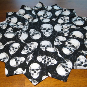 Skull Quilted Table Topper, Halloween Table Topper, Dresdan Plate Table Topper, Quilted Placemat, Reversible Runner, Table Linen, Home Decor