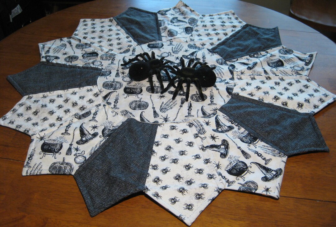 Vintage Halloween Quilted Table Topper Reversible Halloween Etsy
