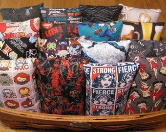 Almohada Port: Cojín con forma de cinturón de seguridad de superhéroe para pacientes de quimioterapia