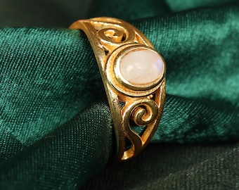 Gold Moonstone Ring, Brass Gold Moonstone Ring, Handmade Gemstone Ring, Vintage Boho Ring, Celestial Jewelry, Gift for Her