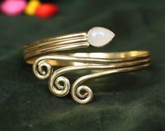 Moonstone Pear Shape Cuff Bracelet, Brass Gold Adjustable Bracelet, Boho Moonstone Arm Cuff, Handmade Gemstone Bracelet, Statement Jewelry