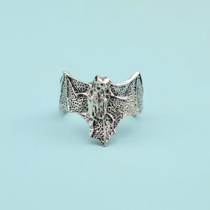 Brass Silver Oxidized Bat Ring, Gothic Vampire Ring, Halloween Jewelry – Astara Jewellery&quot;