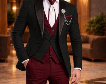 MaricSuits bordeauxrood driedelig kostuum zwart smokingjasje, slim-fit formele kleding