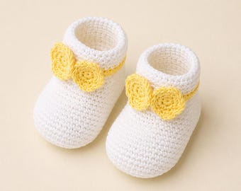 Tiny Floral Baby Booties Crochet Pattern PDF, Newborn Girl Shoes, Yellow Flower Keepsake