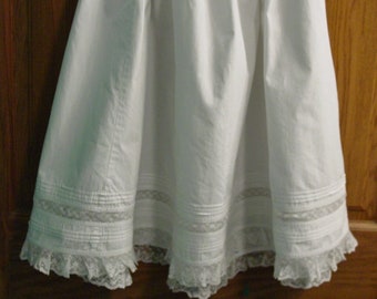 Darling Vintage Edwardian Girls Petticoat or Skirt White Cotton, Tucks, Lace, Excellent