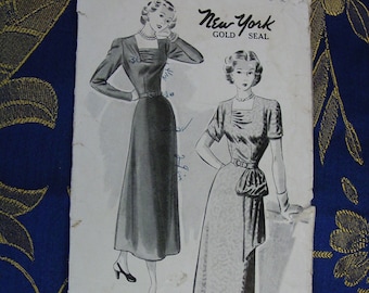 Vintage New York Gold Seal Pattern No.443 Louse Scott Creation Dress, Size 16 Bust 34