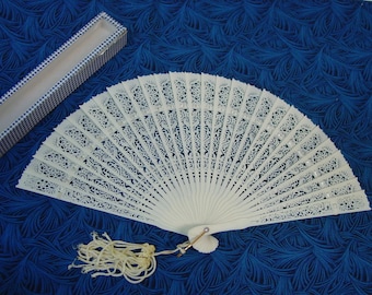 Pretty Vintage Celluloid Fan with Birds Unused in Original Box Made in Hong Kong