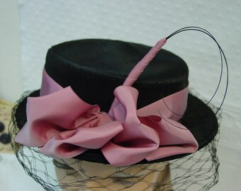 Nice Vintage Ladies Hat Black with Big Lavender Bow, Trim and Veil