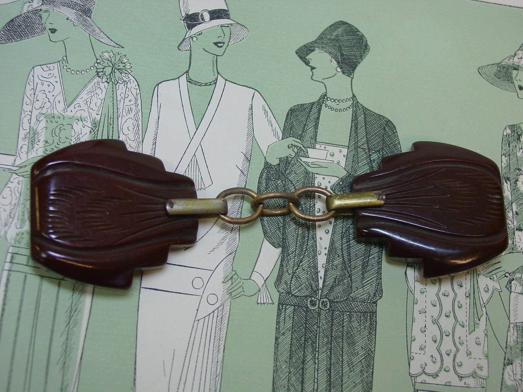 Deco Cloak Clasp - Etsy display picture 2