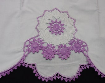 Pretty Pair Vintage Cotton Pillowcases White w/Lavender Crochet 20 x 33"