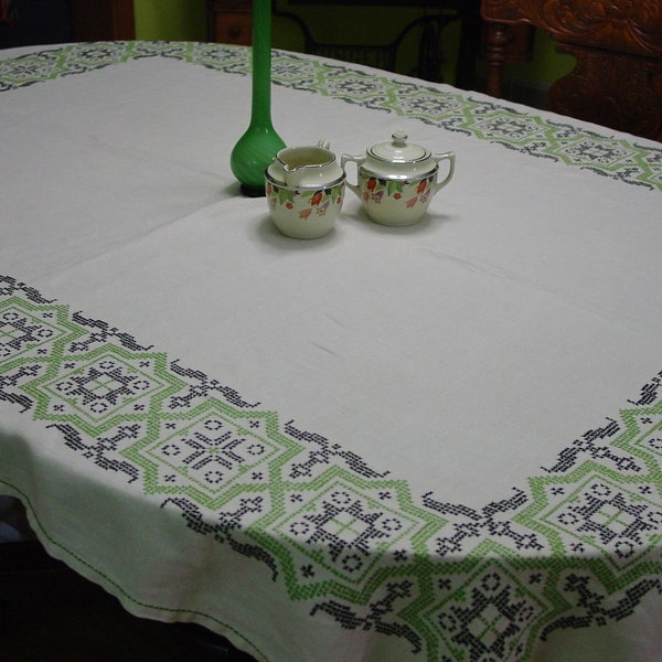 Charming Vintage Linen Tablecloth Embroidered in Green and Black 50 x 68"