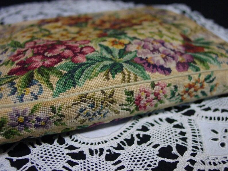 Gorgeous Antique Petit Point Purse Jolles Original Austria Colorful Blooms Mirror Excellent Coin Purse