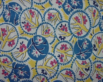 Fun Vintage Novelty Feedsack Fabric Circles with Flowers Within Blue, Yellow, Red 2 Available