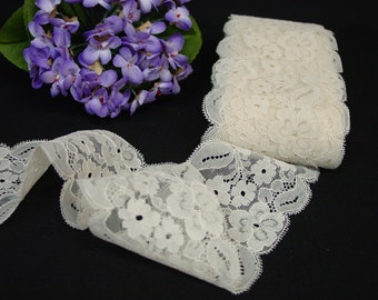 Over 12 Yards Beautiful Light Ecru Lace 2 3/4" Wide, Each Side Scalloped