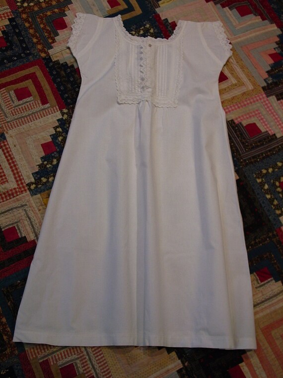 Pretty Antique Edwardian Night Gown White Cotton … - image 1