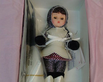 Vintage Madame Alexander Doll "Knight" from Alice in Wonderland Collection New in Box