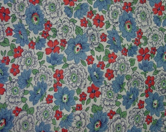 Pretty Vintage Feedsack Fabric  18 1/2 x 42" Tiny Flowers, Blue, Red, Detailed 2 Available