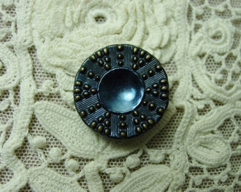 Antique Victorian Metal Button Blue Tint Dotted Border 7/8"