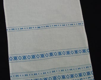 Antique Blue Work Towel Woven Designs 18 x 24"