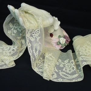 Gorgeous Antique Lace French Alencon 4 yards 15&quot;  4 1/4&quot; Wide Light Yellow/Gold, Soft and Quality