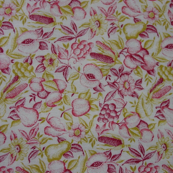 Pretty Vintage Feedsack Fabric  23 x 32 1/2" Many Fruits and Flowers, Greens and Reds