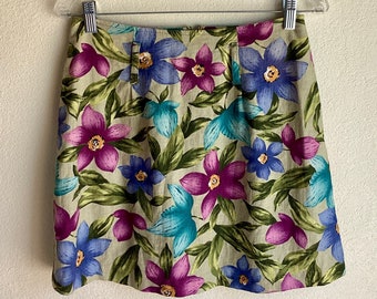 Vintage floral Mini Skirt - Colorful  Flowers / Linen Blend - Cottage Core / Garden - Waistline 28”