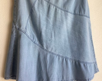 Vintage Villager Chambray Skirt - Patchwork Design / Ruffle - 100% Cotton - Cottagecore / County Roads / Short Prairie - Medium / Waist 32’