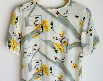 Vintage Floral Silk T Shirt / Jean Top / Blouse - Yellow Flowers / Gray / White - Summer Cottagecore Sheer - Small