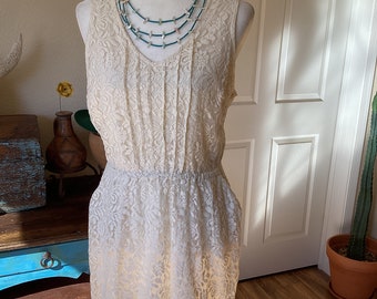 Vintage 80s Antique White Floral Lace Mini Dress - Pull Over / Sleeveless - Western Romantic Wanderlust - Medium