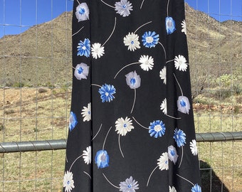 Vintage 70s Tragically Hip Black Floral Maxi Skirt - Blue Gray White Flowers - Waist 28’ Length 37”