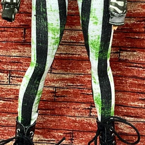 Leggings pour poupées fantaisie : rayures blanches et noires