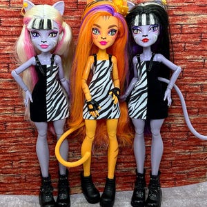 Dress g3 monster dolls