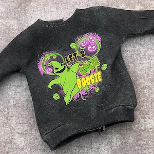 Sz2  fashion doll sweater