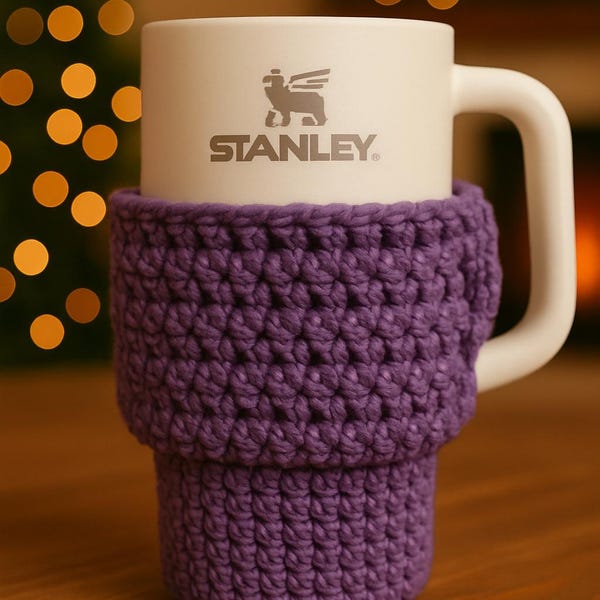 Patrón de crochet para la funda de peluche Stanley Koozie, ideal para principiantes (descarga digital)