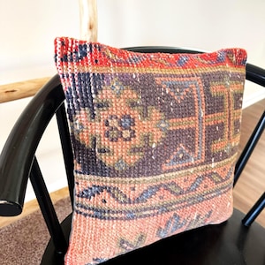Turkish Rug Pillow, Vintage Rug Pillow Cover 14x14, Handmade Wool Cushion, Tribal Kilim Pattern, Farmhouse Decoration, Boho Home Decor