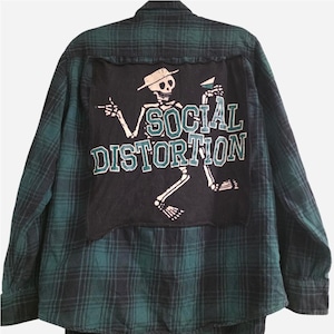 Custom vintage flannel with SOCIAL DISTORTION Back Patch ~men's Large~