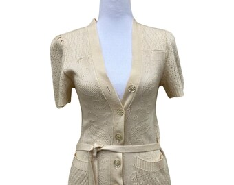 Margo 70’s sweater vest set in off white just in time for fall. Size Small