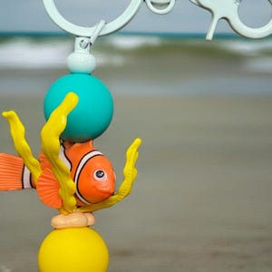 Finding Nemo Seaweed Keychain | Handmade Pixar Beaded Keychain | Disney Ocean Charm