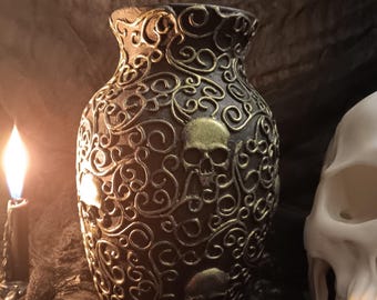 Gothic Skull Vase, Matte Black Ceramic, Macabre Decor - Etsy