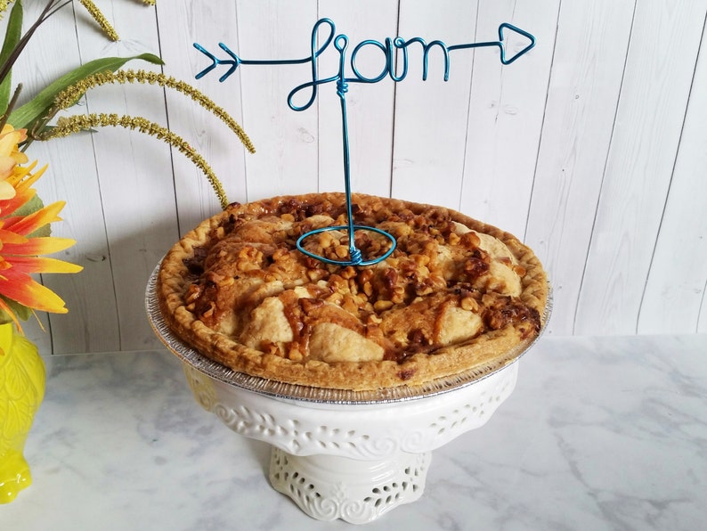 Rustic Pie Topper Wire Pie Topper Arrow & Initials Pie Topper Custom Pie Topper Rustic Chic Name Pie Topper Wedding Pie Topper image 4